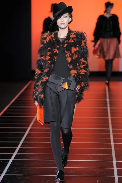Look 23